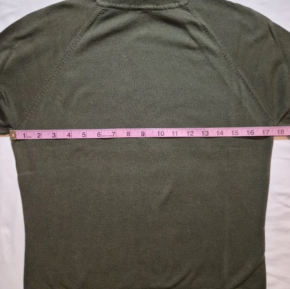 ​Talbots Petites Olive Green Ribbed Turtleneck Sweater - Size LP - Picture 4 of 8